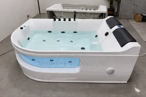 Modern Acrylic Whirlpool Massage Bathtub Designed For Two People