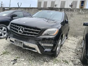 Mercedes-Benz M Class ML350 4MATIC 4dr SUV AWD (3.5L 6cyl 7A) 2015