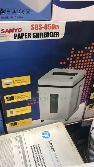 Sanyo 650 Ci Paper Shredder