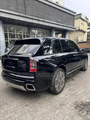 Rolls-Royce Cullinan Base 2020 Black