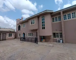 2bdrm Duplex in Tinubu, Iwo Road for sale