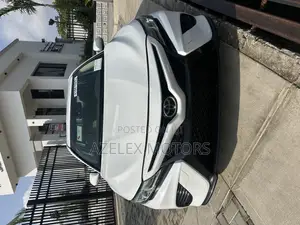 Toyota Camry 2020 White