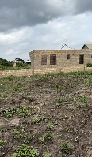 1 Plot of Land With Fence