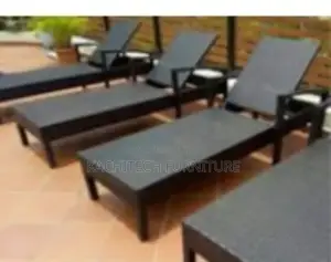 Rattern Pool Bed