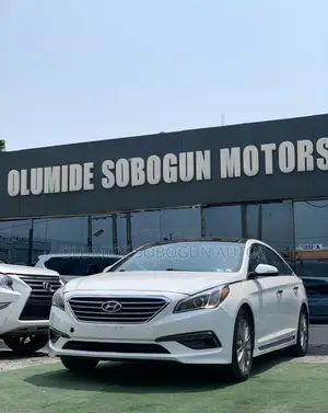 Hyundai Sonata Limited 4dr Sedan (2.4L 4cyl 6A) 2015 White