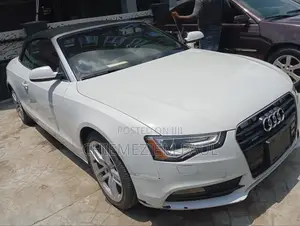 Audi A5 2.0T Premium quattro 2dr Convertible AWD (2.0L 4cyl Turbo 8A)