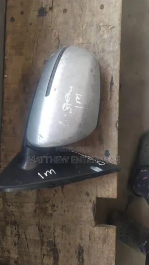 Kia Carato 2010 Side Mirror Rh Side