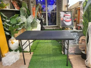 Black Colour 4fit Rectangle Table