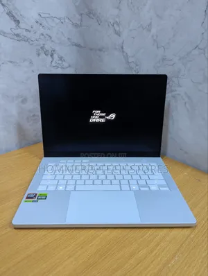 Laptop Asus ROG Zephyrus G14 16GB AMD Ryzen 9 SSD 1T