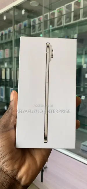 New Apple iPhone Air 256 GB Gold