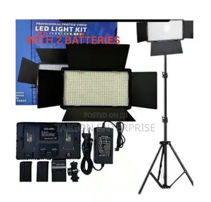 Led 800 Pro Light Kit With Tripod Stand and Batteries