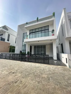5bdrm Duplex in Lekki Expressway for sale