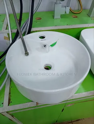 Elegant Countertop Wash Basin – Modern Luxury Finish