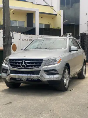 Mercedes-Benz M Class ML350 4MATIC 4dr SUV AWD (3.5L 6cyl 7A) 2014