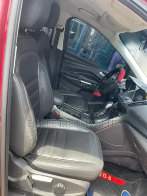 Ford Escape Titanium FWD 2019 Red