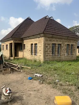 3bdrm Bungalow in Fountain University, Osogbo for sale