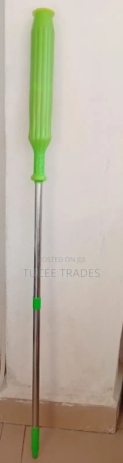 Magic Mop With Detachable Handle