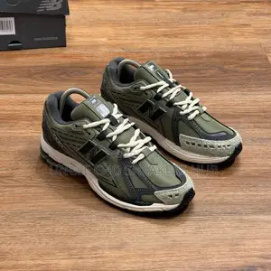 New Balance 1906r