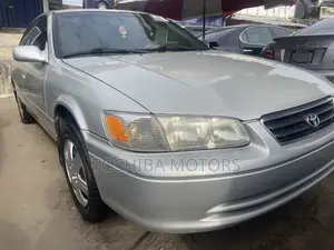 Toyota Camry LE 4dr Sedan (2.2L 4cyl 4A) 2001 Silver