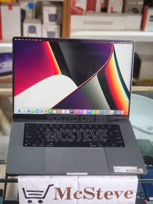 Laptop Apple MacBook Pro 2021 M1 16GB Apple M1 Pro SSD 512GB