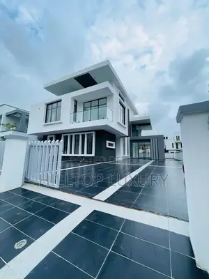 5bdrm Duplex in Lekki Expressway for sale