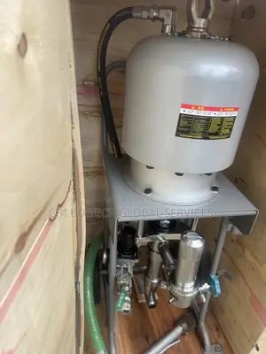 High-Pressure Pneumatic Airless Paint Sprayer.