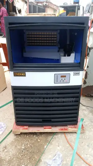 Ice Cubes Machine (60 Cubes)