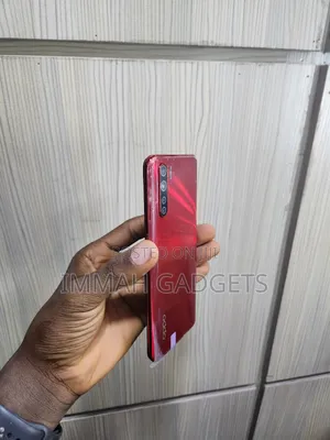 Oppo F15 256 GB