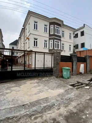 5bdrm Duplex in Agungi for sale