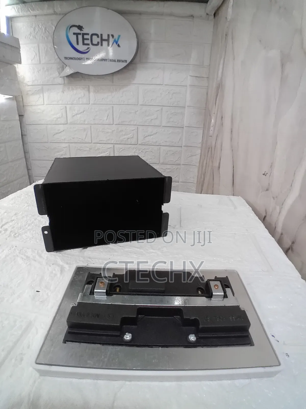 Secret Wall Safe Double Plug Socket Wall Safe