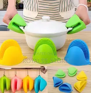 Heat Resistant Silicone Pot Holder Set – Anti-Slip Kitchen Protection