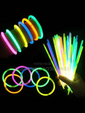Glow Bracelets (100 In A Pack)