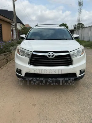 Toyota Highlander XLE 4dr SUV (3.5L 6cyl 6A) 2015 White
