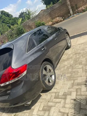 Toyota Venza 2010 Gray