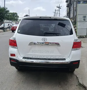 Toyota Highlander 2013 White