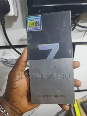 New Samsung Galaxy Z Flip 3 256 GB