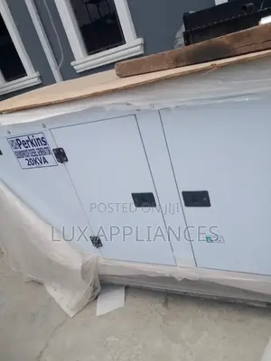 Perkins 20kva Soundproof Generator 3 Phase Heavy Duty Engine