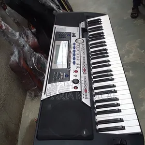 Yamaha PSR-550 Professional Keyboard – Clean Sound Full Features 