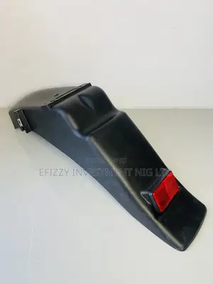 Motorcycle Plastic Rear Fender (Efy062)