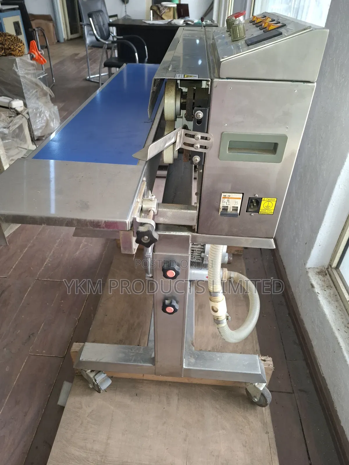 Solid Ink Coding Air Suction Continuous Band Sealer