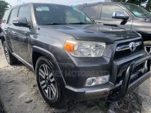 Toyota 4-Runner 2012 Gray