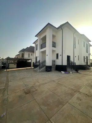 4bdrm Duplex in Gold City Estate, Lugbe District for sale