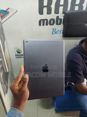 Apple iPad 10.2 (2020) 128 GB Gray