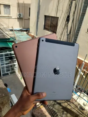 Apple iPad Pro 9.7 (2016) 32 GB Gray