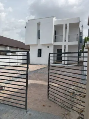 4bdrm Duplex in Adeyi, Old Bodija for sale