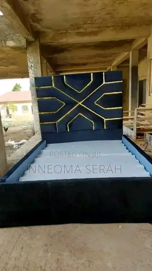 New 4*6 Bedframe