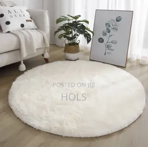 Cute,Soft and Comfy Center Fur Rugs
