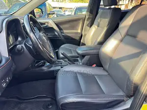 Toyota RAV4 2018 Gray