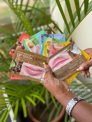 Moisturizing Lips Mask For Softening And Fresh Suitable For Both Gende