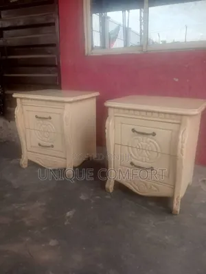 2 Royal Bedside Drawers Neatly Used ( Both)